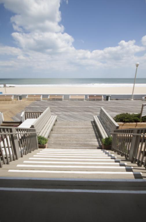 Harrison Hall Hotel Ocean City Bagian luar foto